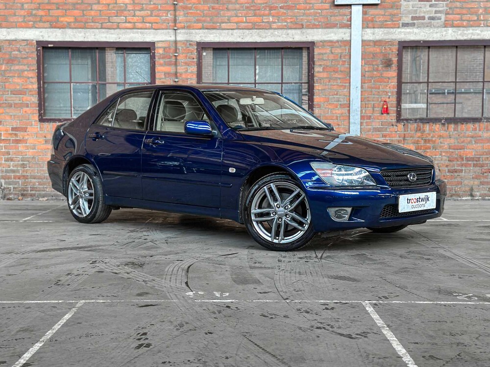 Lexus IS 200 Business 155pk 2004, 58-PF-JB