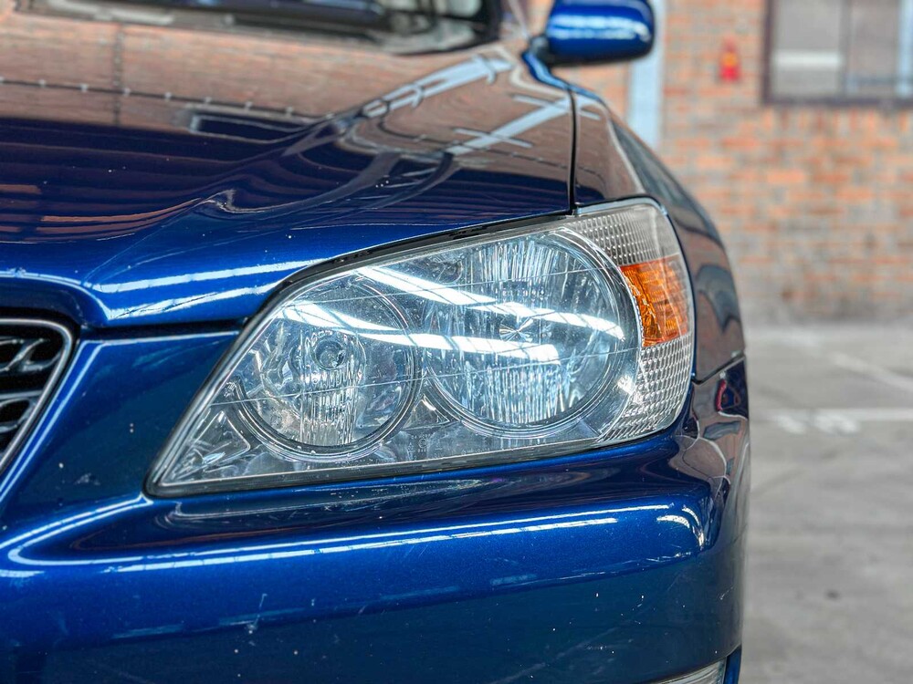 Lexus IS 200 Business 155pk 2004, 58-PF-JB