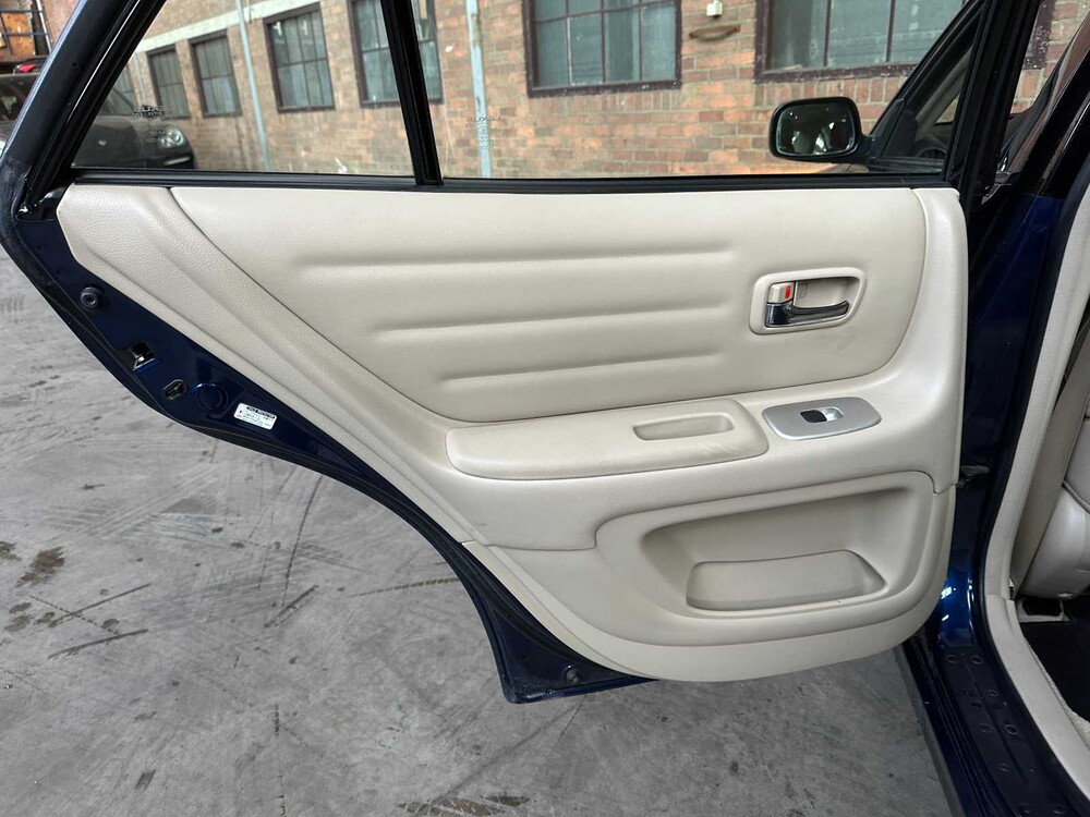 Lexus IS 200 Business 155pk 2004, 58-PF-JB