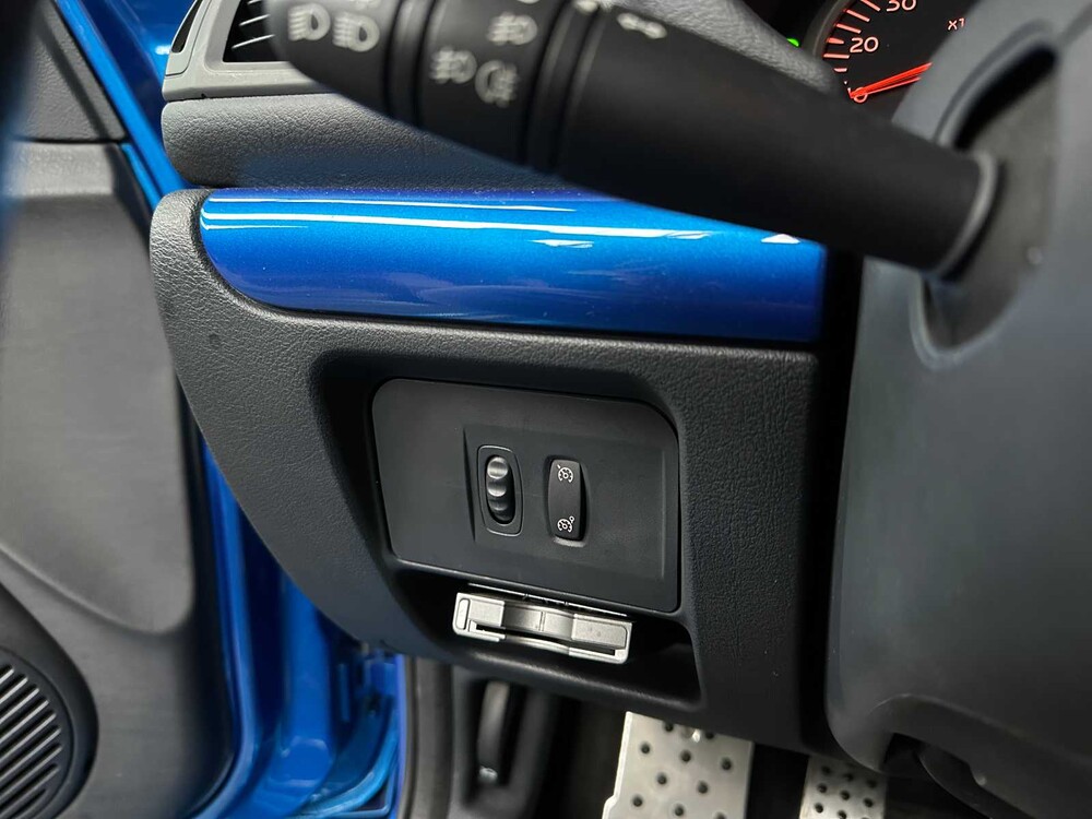 Renault Clio V6 RS Phase 2 255 Renault Sport 3.0 V6 255pk 2004, P-745-NN Youngtimer 