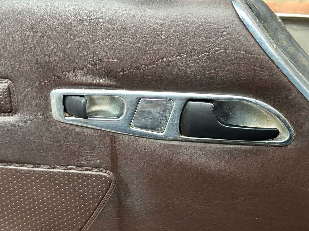 Mercedes-Benz SL560 5.5 V8 1988 SL-Class