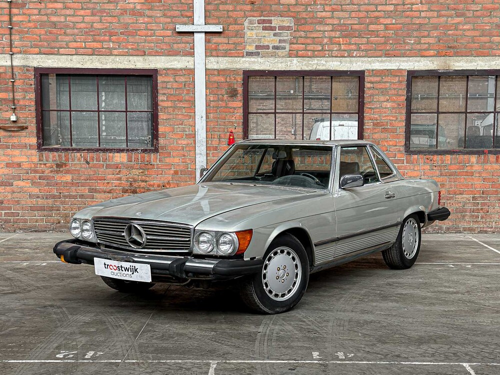 Mercedes-Benz SL560 5.5 V8 1988 SL-Class