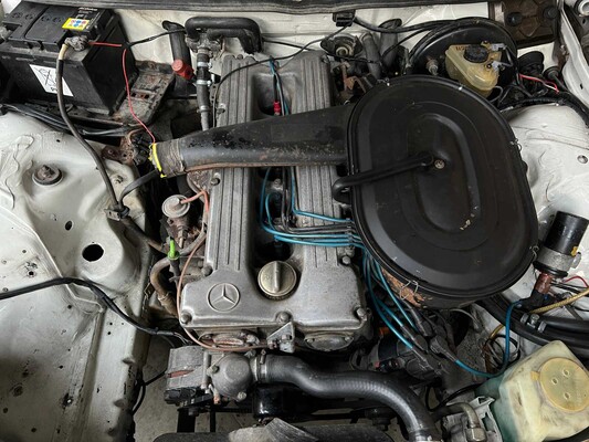 Mercedes-Benz 230 C (280 LPG ENGINE) 200-280 (W123) 184hp 1977, 50-SG-25