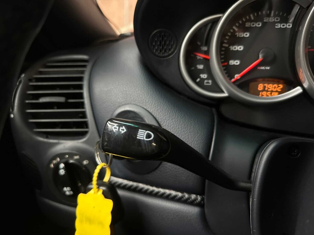 Porsche 911 Carrera 4 3.4 Coupé 996 300pk 2000, S-985-VZ Youngtimer