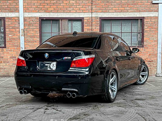 BMW M5 5.0 V10 E60 507hp 2008 5-Series YOUNGTIMER
