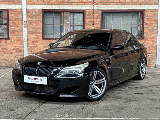 BMW M5 5.0 V10 E60 507hp 2008 5-Series YOUNGTIMER