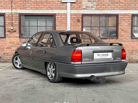 Opel Omega 3000 24v 204hp 1989