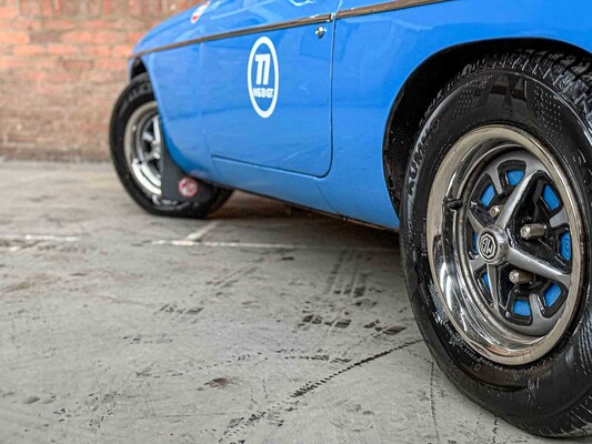 MGB GT Coupe 1.8 95hp 1977 MG B-Type, 65-YB-39 Classic Car