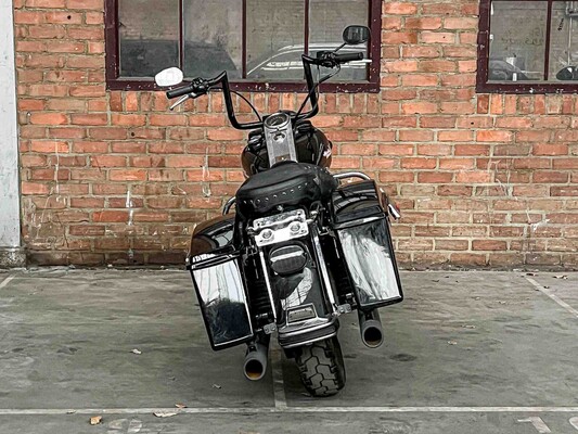 Harley-Davidson FLHRI Road King Touring 1450cc 2005 Motorcycle