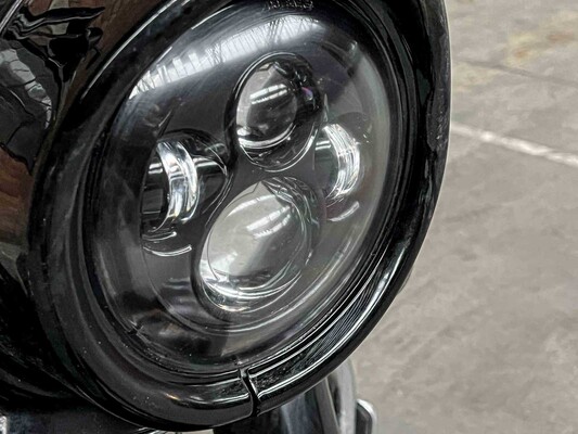 Harley-Davidson FLHRI Road King Touring 1450cc 2005 Motorcycle