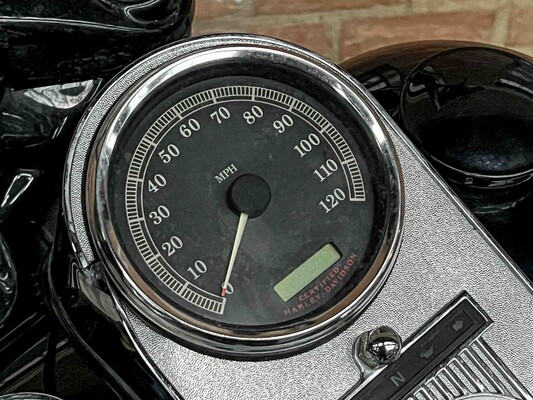Harley-Davidson FLHRI Road King Touring 1450cc 2005 Motorcycle