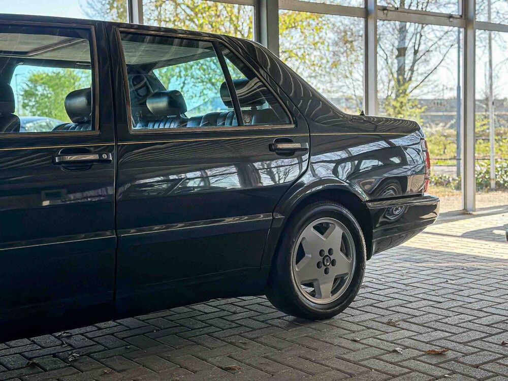 Lancia Thema 3.0 8.32 Ferrari 202pk 1989