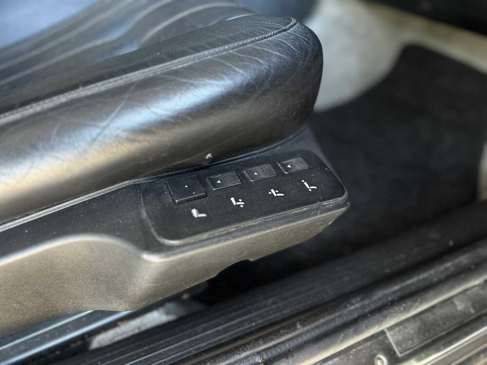 Lancia Thema 3.0 8.32 Ferrari 202pk 1989