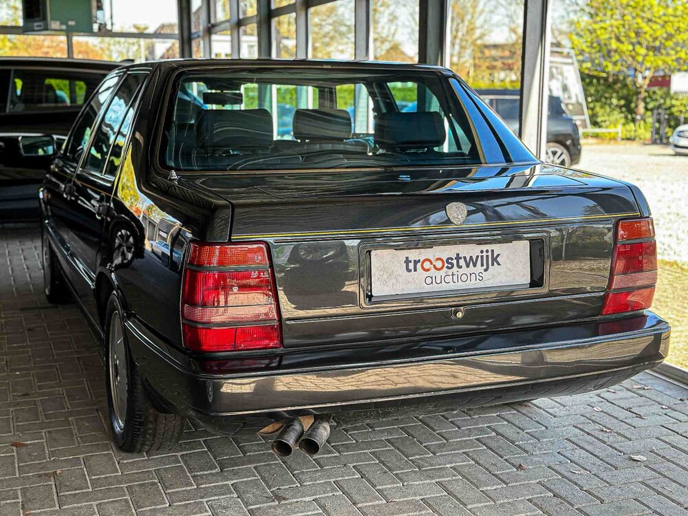 Lancia Thema 3.0 8.32 Ferrari 202pk 1989