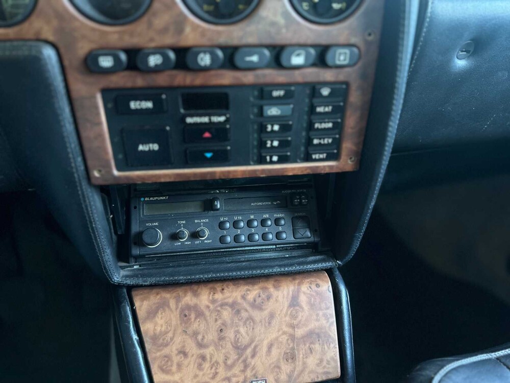 Lancia Thema 3.0 8.32 Ferrari 202pk 1989