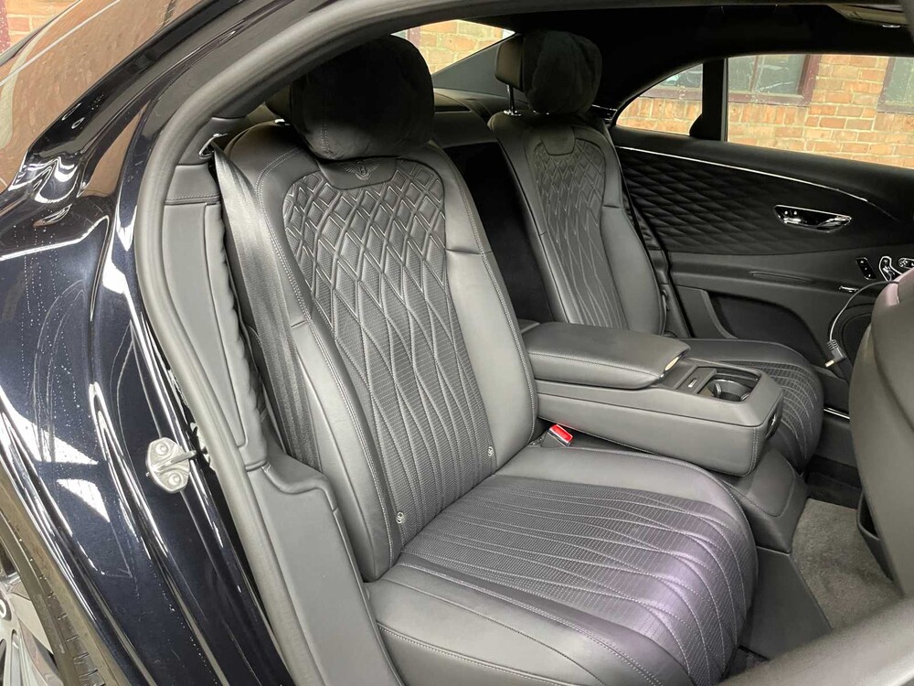 Bentley Flying Spur 6.0 W12 S 635pk 2020 (Origineel-NL & 1e Eigenaar), J-220-XG