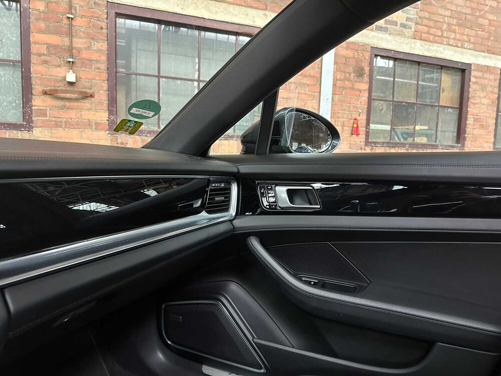 Porsche Panamera Sport Turismo 4 E-Hybrid 2.9 V6 10-Years Edition 462pk 2019, H-662-RX