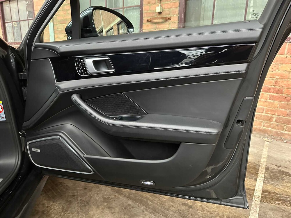 Porsche Panamera Sport Turismo 4 E-Hybrid 2.9 V6 10-Years Edition 462pk 2019, H-662-RX