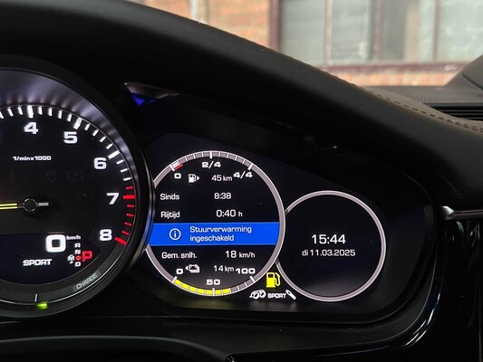 Porsche Panamera Sport Turismo 4 E-Hybrid 2.9 V6 10-Jahre Edition 462PS 2019, H-662-RX