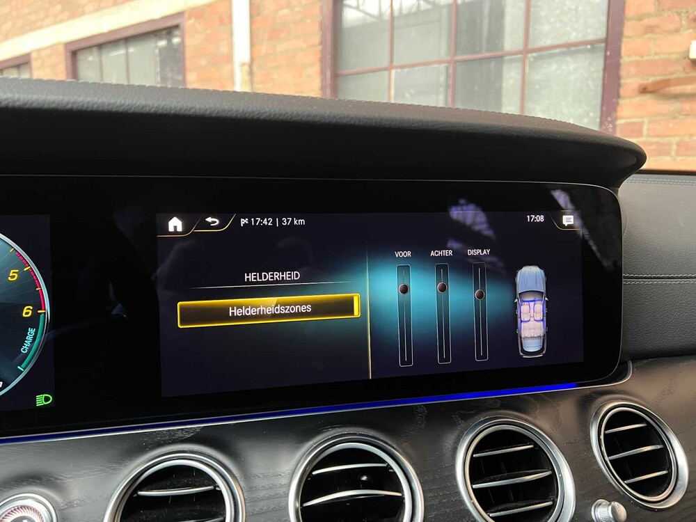 Mercedes-Benz E300 de AMG Line 194pk 2021 Plug-In Hybrid E-Klasse Estate, P-967-ZG