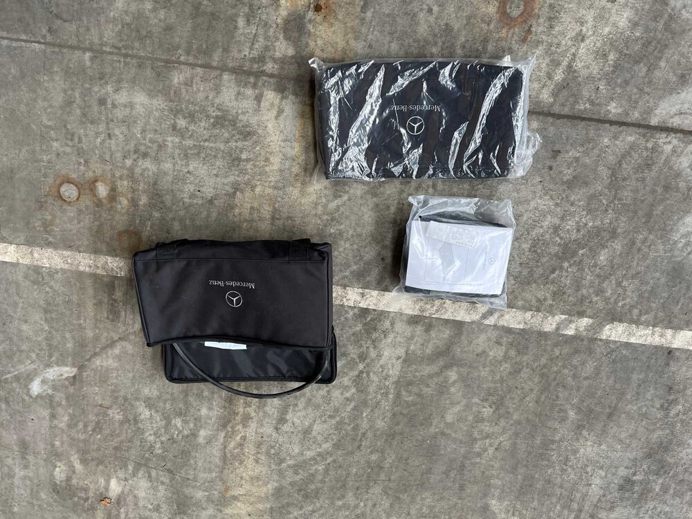 Mercedes-Benz E300 de AMG Line 194pk 2021 Plug-In Hybrid E-Klasse Estate, P-967-ZG