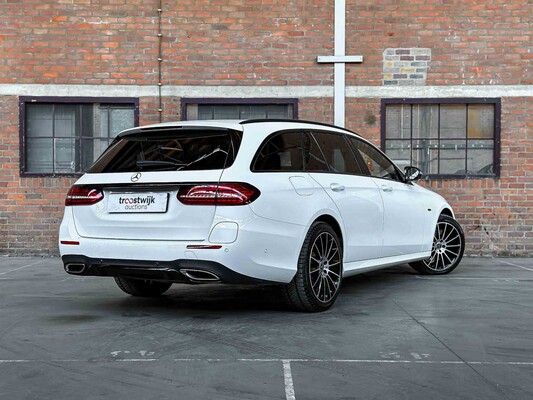 Mercedes-Benz E300 de AMG Line 194PS 2021 Plug-In Hybrid E-Klasse Kombi, P-967-ZG