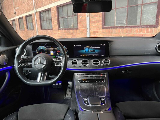 Mercedes-Benz E300 de AMG Line 194PS 2021 Plug-In Hybrid E-Klasse Kombi, P-967-ZG