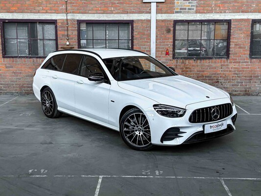 Mercedes-Benz E300 de AMG Line 194PS 2021 Plug-In Hybrid E-Klasse Kombi, P-967-ZG