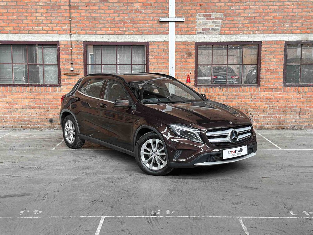 Mercedes-Benz GLA180 CDI Lease Edition 109hp 2015 GLA-class, GF-098-D