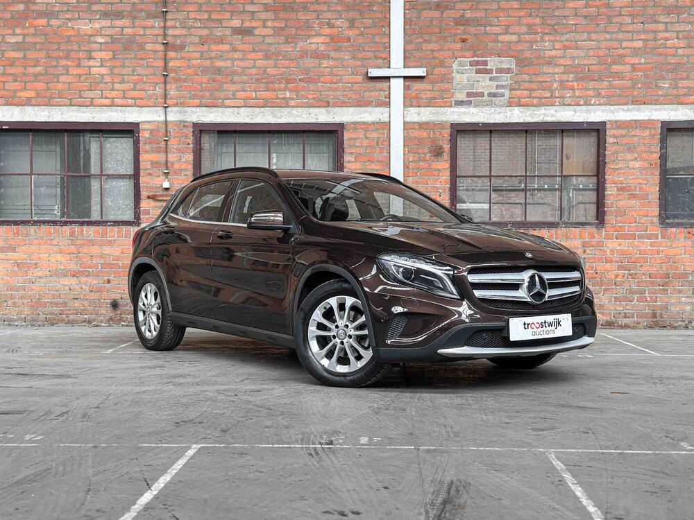 Mercedes-Benz GLA180 CDI Lease Edition 109hp 2015 GLA-class, GF-098-D