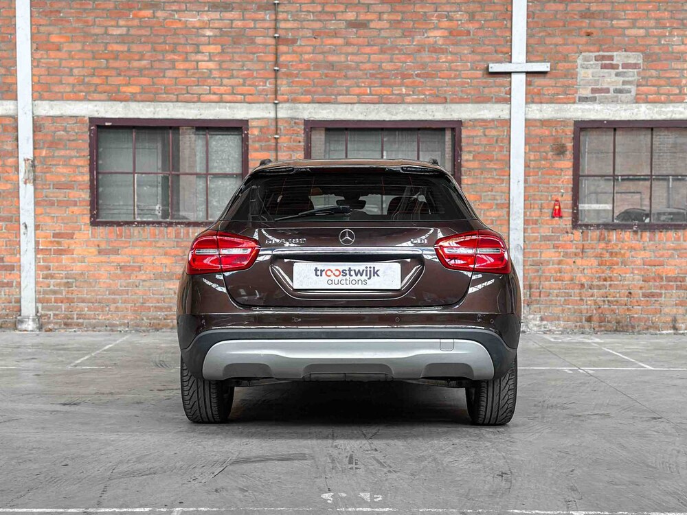 Mercedes-Benz GLA180 CDI Lease Edition 109hp 2015 GLA-class, GF-098-D