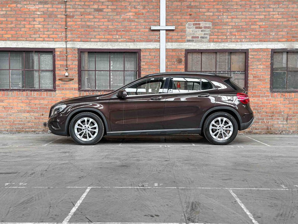 Mercedes-Benz GLA180 CDI Lease Edition 109hp 2015 GLA-class, GF-098-D