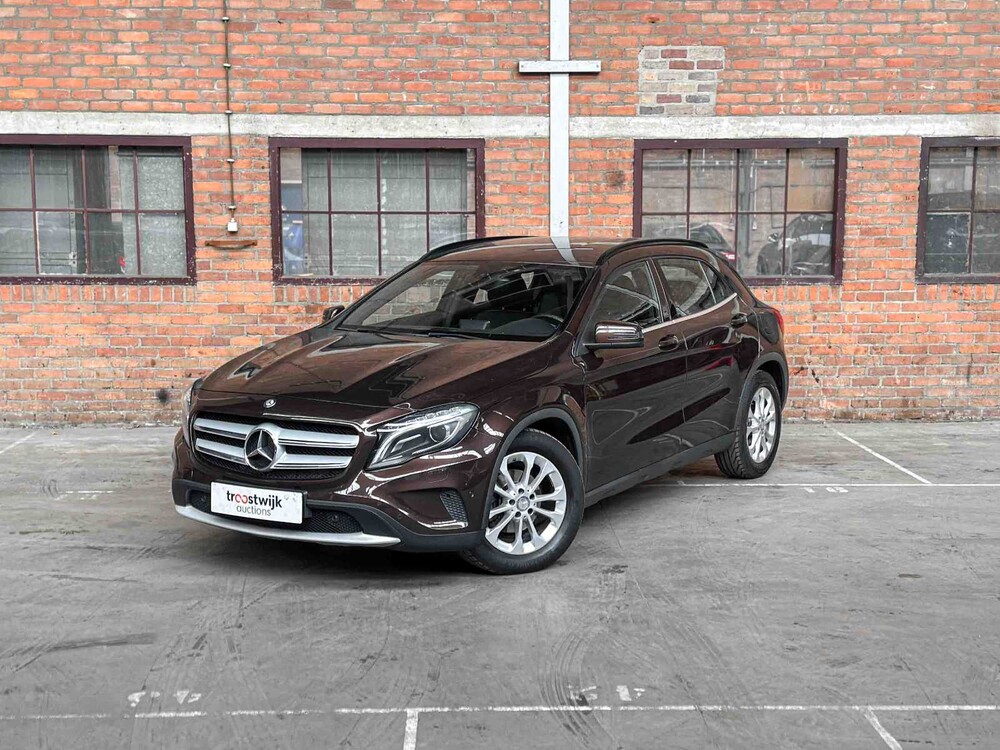 Mercedes-Benz GLA180 CDI Lease Edition 109hp 2015 GLA-class, GF-098-D