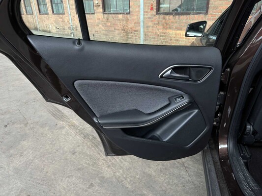 Mercedes-Benz GLA180 CDI Lease Edition 109PS 2015 GLA-Klasse, GF-098-D