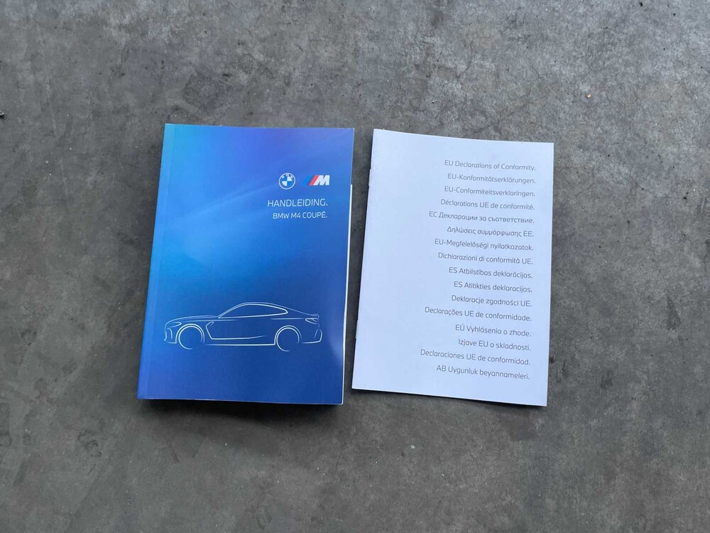 BMW M4 CSL Coupé G82 551PS -CARBON- 2022 4er (Original-NL), R-951-RB