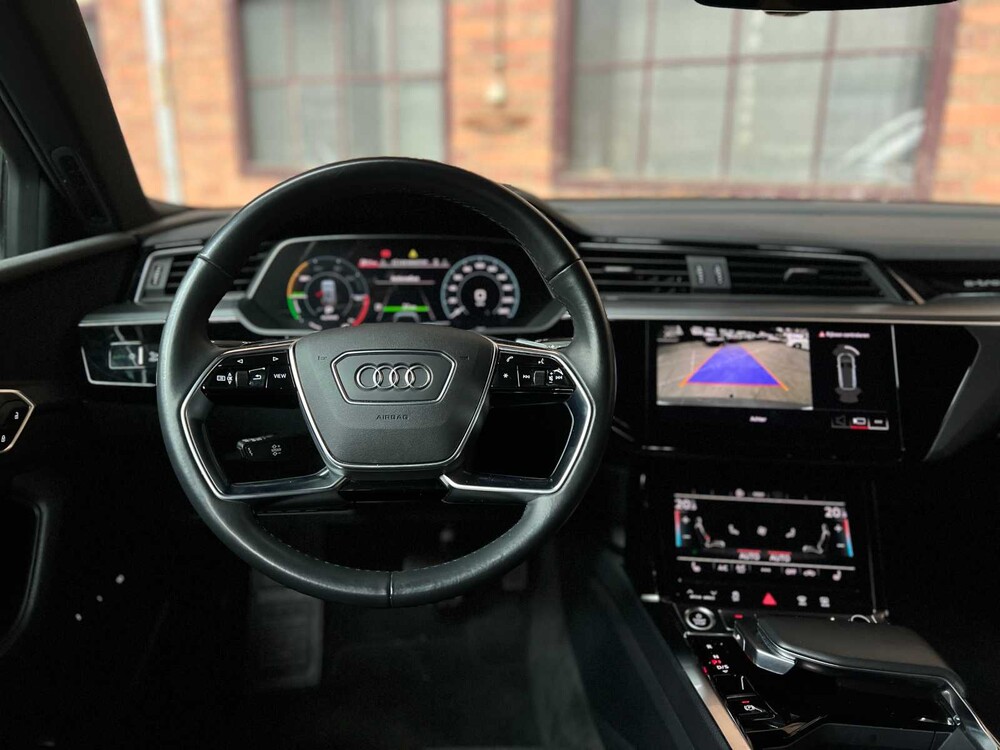 Audi e-tron 55 Quattro Business Edition 95 kWh 408pk 2021, L-308-ZT