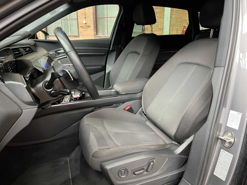 Audi e-tron 55 Quattro Business Edition 95 kWh 408pk 2021, L-308-ZT