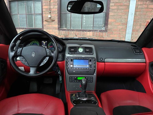 Maserati Quattroporte 4.7 V8 440PS Sport GTS '63.000km' 2010
