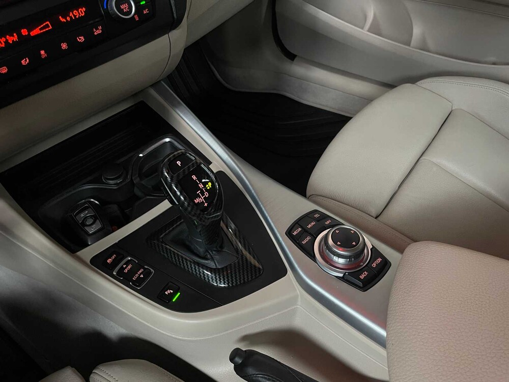 BMW 125i Business+ 300pk 2012 1-serie, 7-ZSJ-54