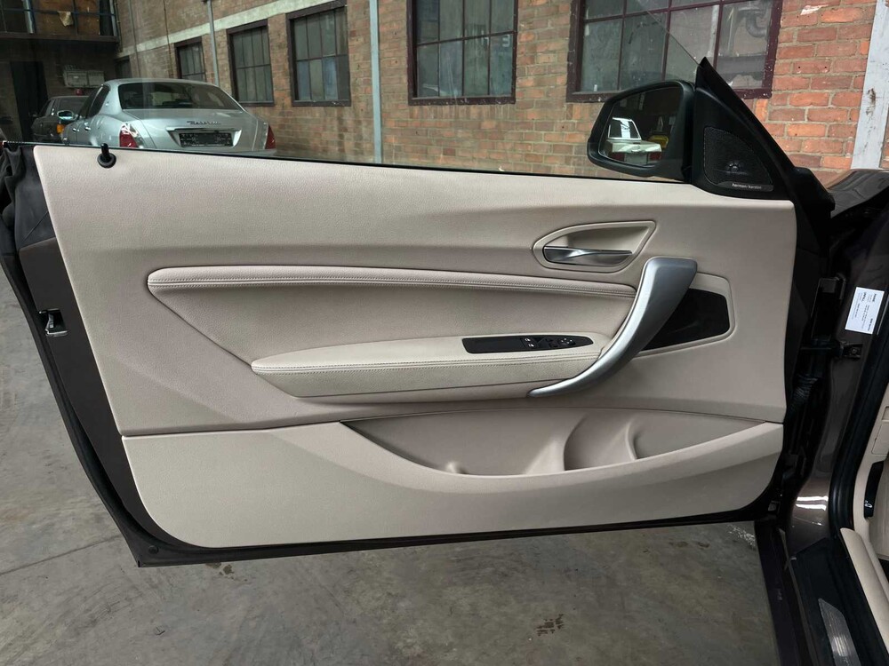 BMW 125i Business+ 300pk 2012 1-serie, 7-ZSJ-54