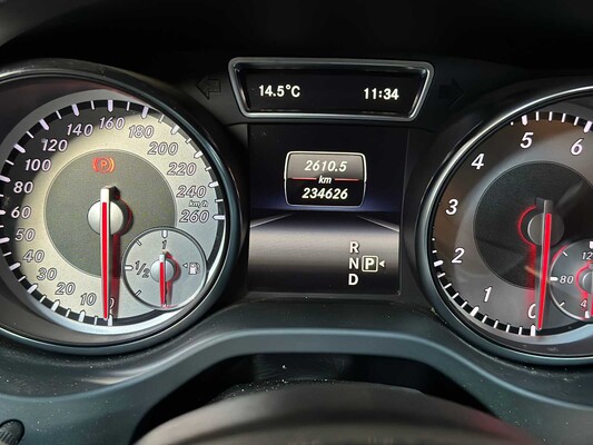 Mercedes-Benz CLA180 Prestige Comfort 122PS 2015 CLA-Klasse, T-229-LT