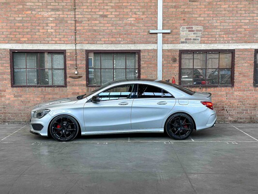 Mercedes-Benz CLA180 Prestige Comfort 122PS 2015 CLA-Klasse, T-229-LT