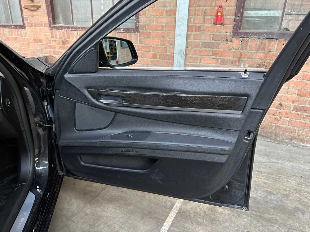 BMW ActiveHybrid7 F04 4.4 V8 465pk 2011 , Z-348-RN 