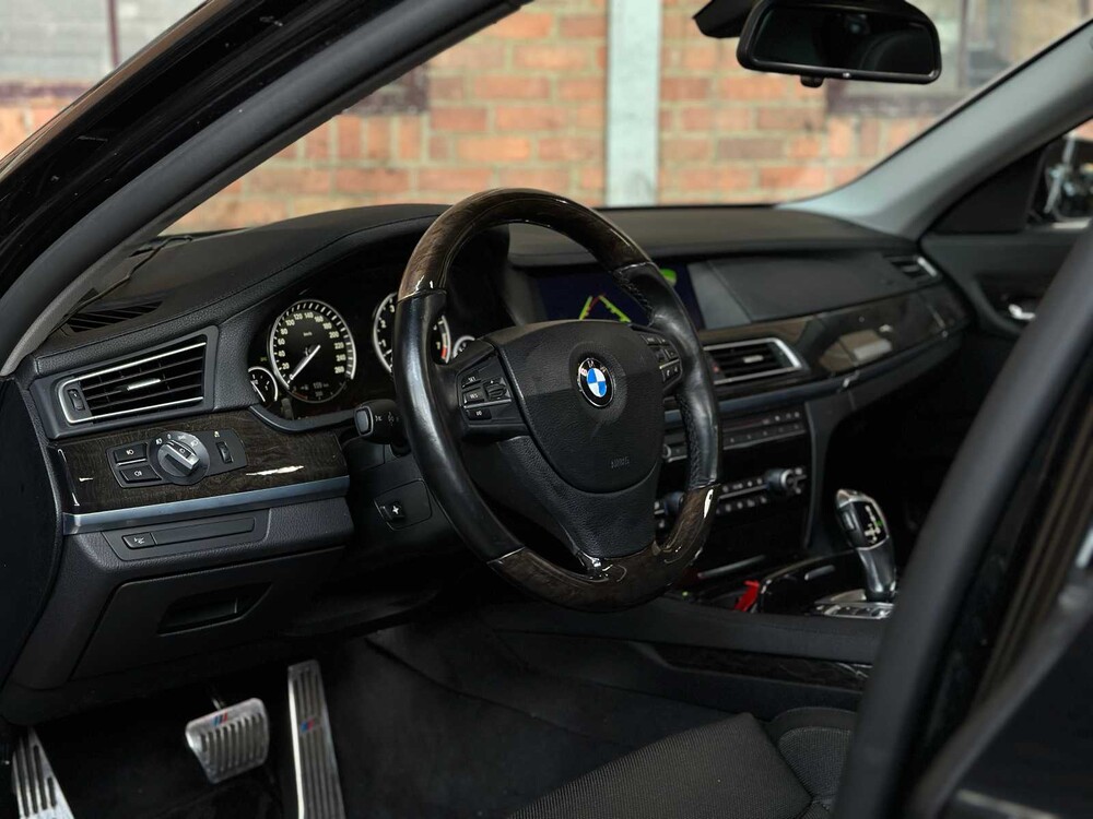 BMW ActiveHybrid7 F04 4.4 V8 465pk 2011 , Z-348-RN 