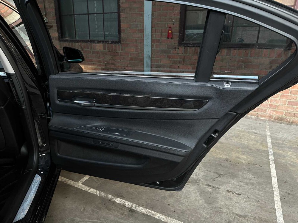 BMW ActiveHybrid7 F04 4.4 V8 465pk 2011 , Z-348-RN 