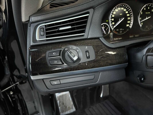 BMW ActiveHybrid7 F04 4.4 V8 465PS 2011 , Z-348-RN