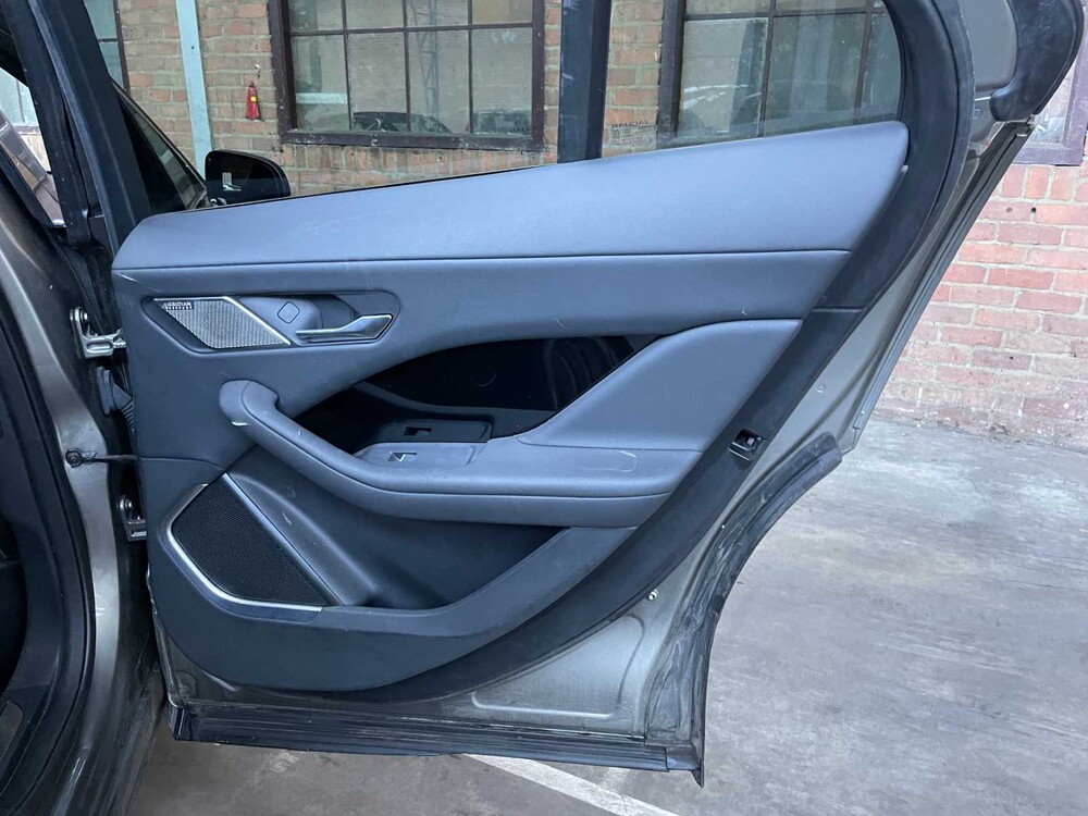 Jaguar I-PACE EV400 SE 90 kWh 400pk 2018, XB-192-S