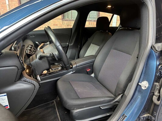 Mercedes-Benz CLA180 Business Solution CLA-Klasse Shooting Brake 136PS 2021 (Original-NL), K-844-HV