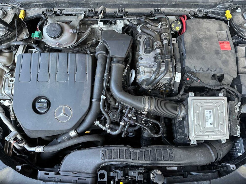 Mercedes-Benz A250e Business Solution Luxury Limited 160pk 2021 A-klasse Limousine (Origineel-NL), N-391-HH