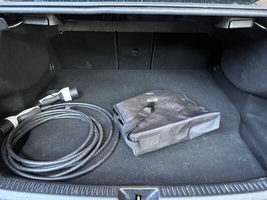 Mercedes-Benz A250e Business Solution Luxury Limited 160PS 2021 A-Klasse Limousine (Original-NL), N-391-HH